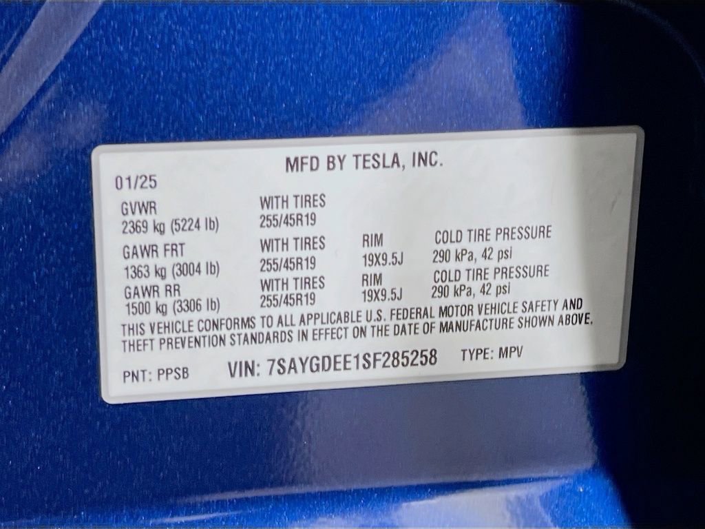 Used 2025 Tesla Model Y Long Range image 31