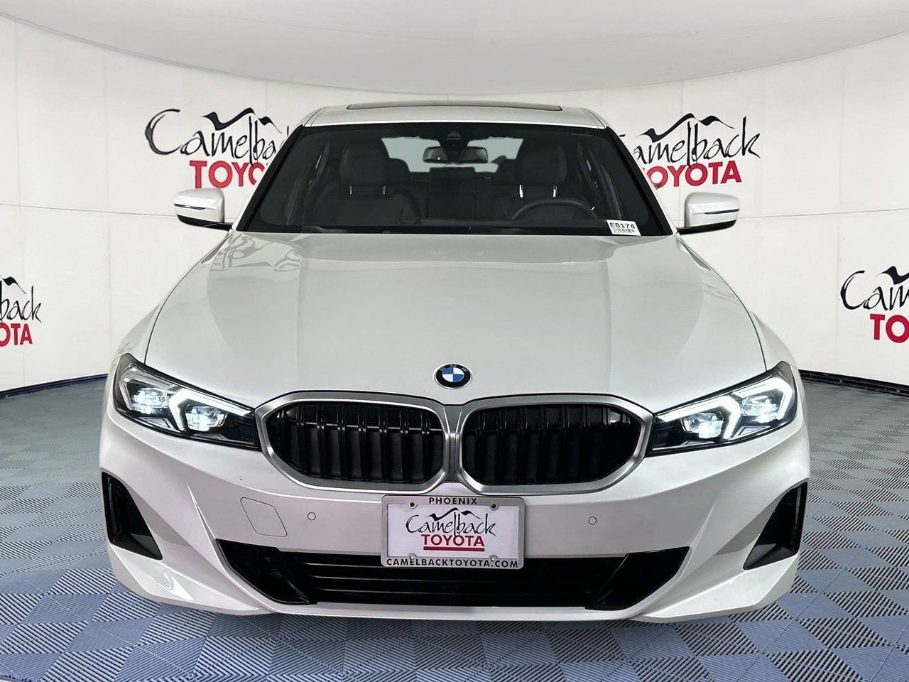 Used 2025 BMW 330i xDrive Sedan AWD/4WD image 3