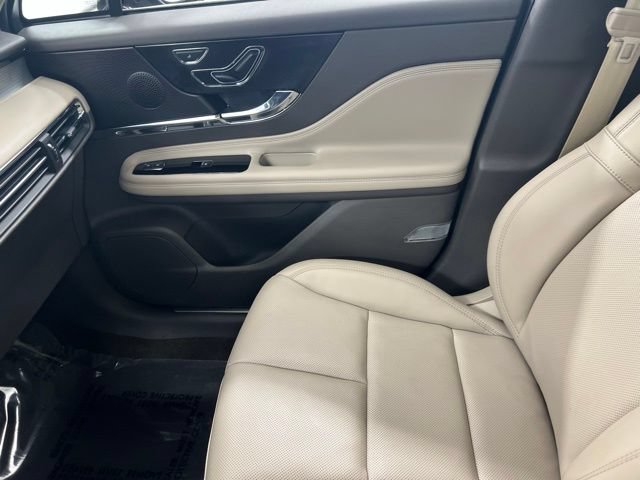 Certified 2023 Lincoln Corsair AWD w/ Equipment Group 101A image 16
