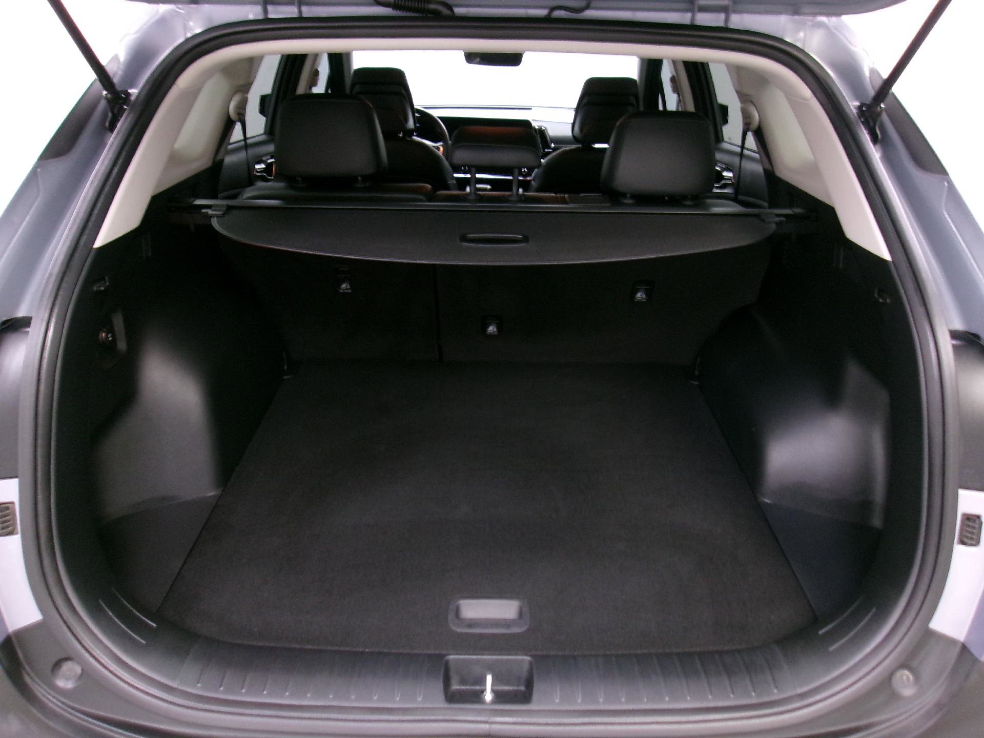 Used 2023 Kia Sportage EX FWD image 12