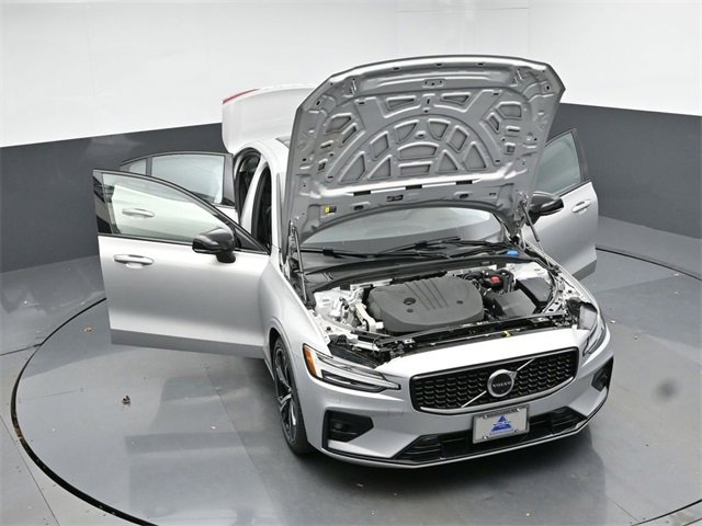 Used 2023 Volvo S60 B5 Plus w/ Climate Package image 45