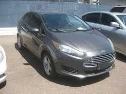 Used 2018 Ford Fiesta SE FWD image 1