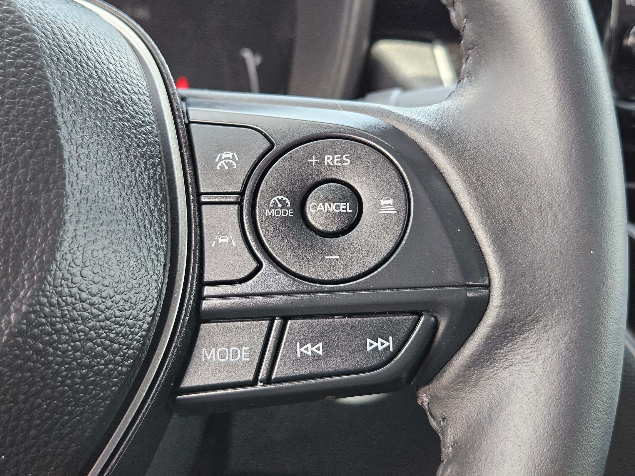 Used 2026 Toyota Corolla SE FWD image 19