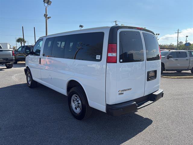 Used 2023 Chevrolet Express 3500 LS RWD image 5