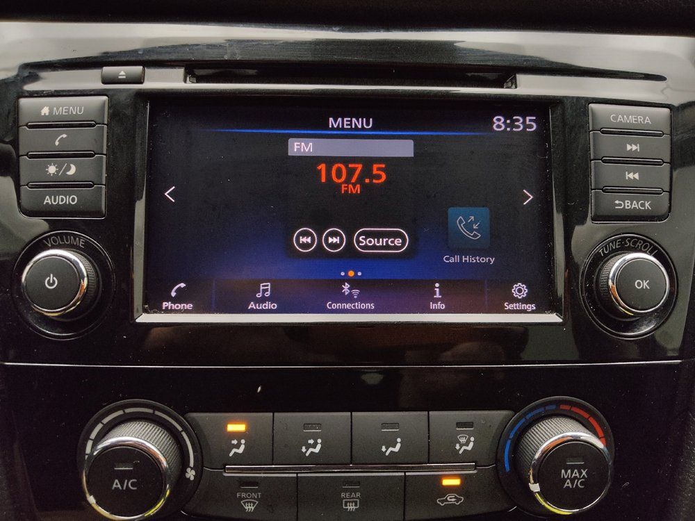 Used 2019 Nissan Rogue S w/ Special Edition Package FWD image 25