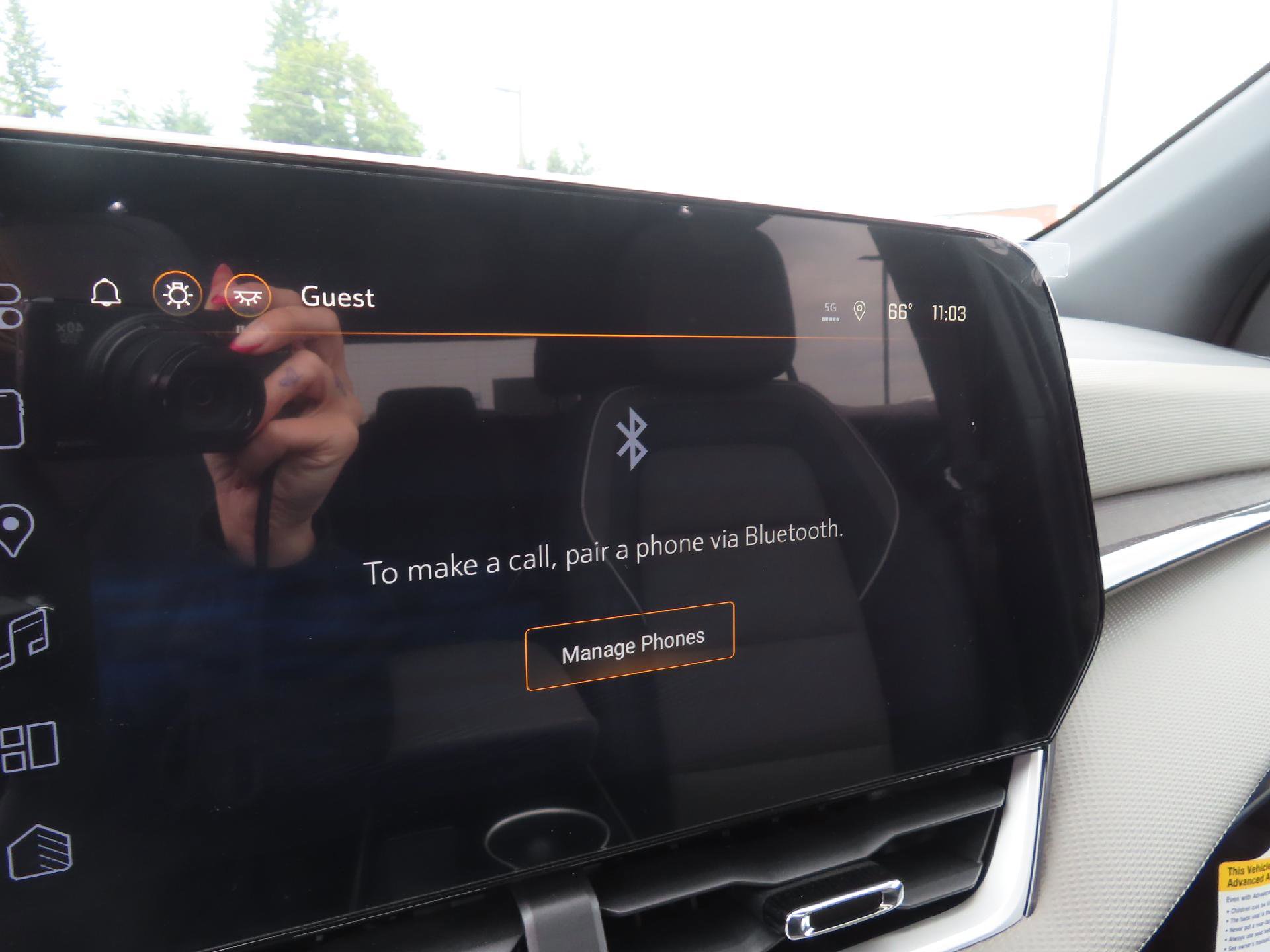 New 2025 Chevrolet Equinox LT w/ Convenience Package II image 23