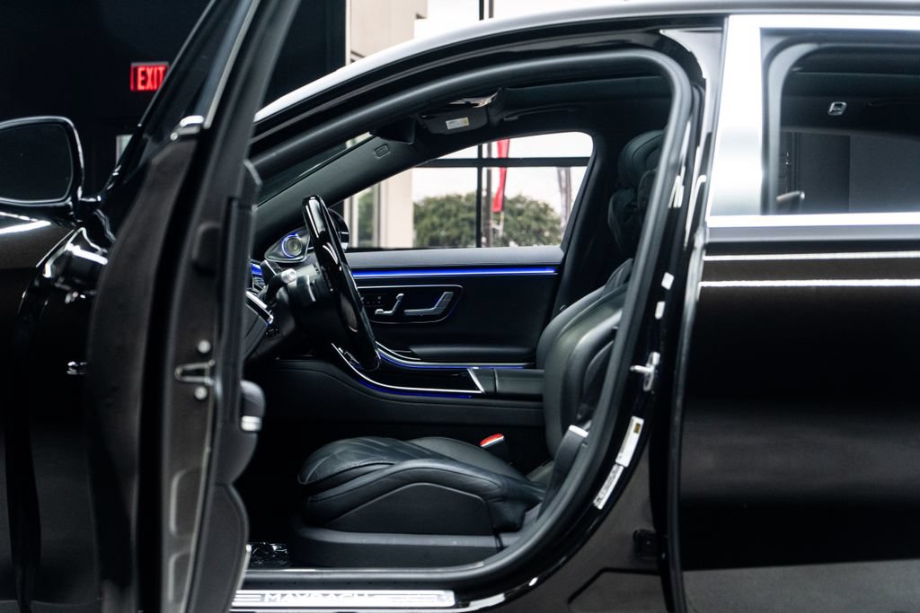 Used 2024 Mercedes-Benz Maybach S 680 4MATIC image 35