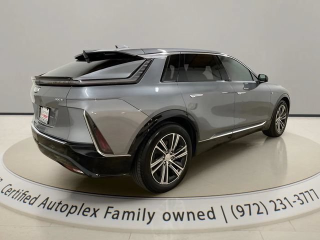 Used 2023 Cadillac Lyriq 2WD image 5