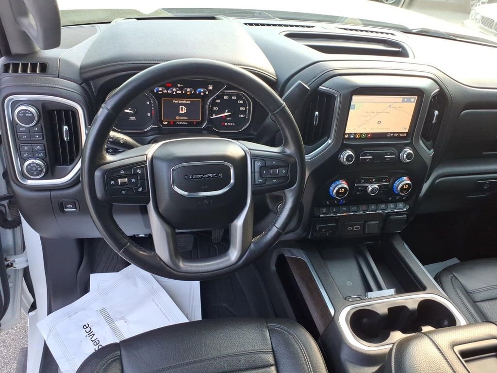 Used 2021 GMC Sierra 3500 Denali w/ Denali Ultimate Package AWD/4WD image 16