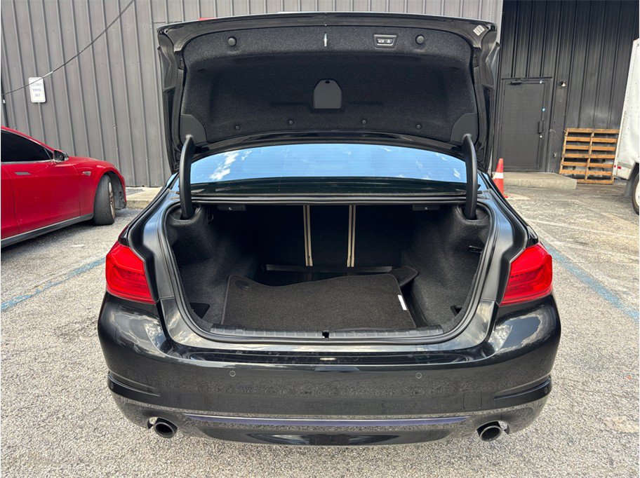 Used 2018 BMW 530i w/ Premium Package RWD image 51