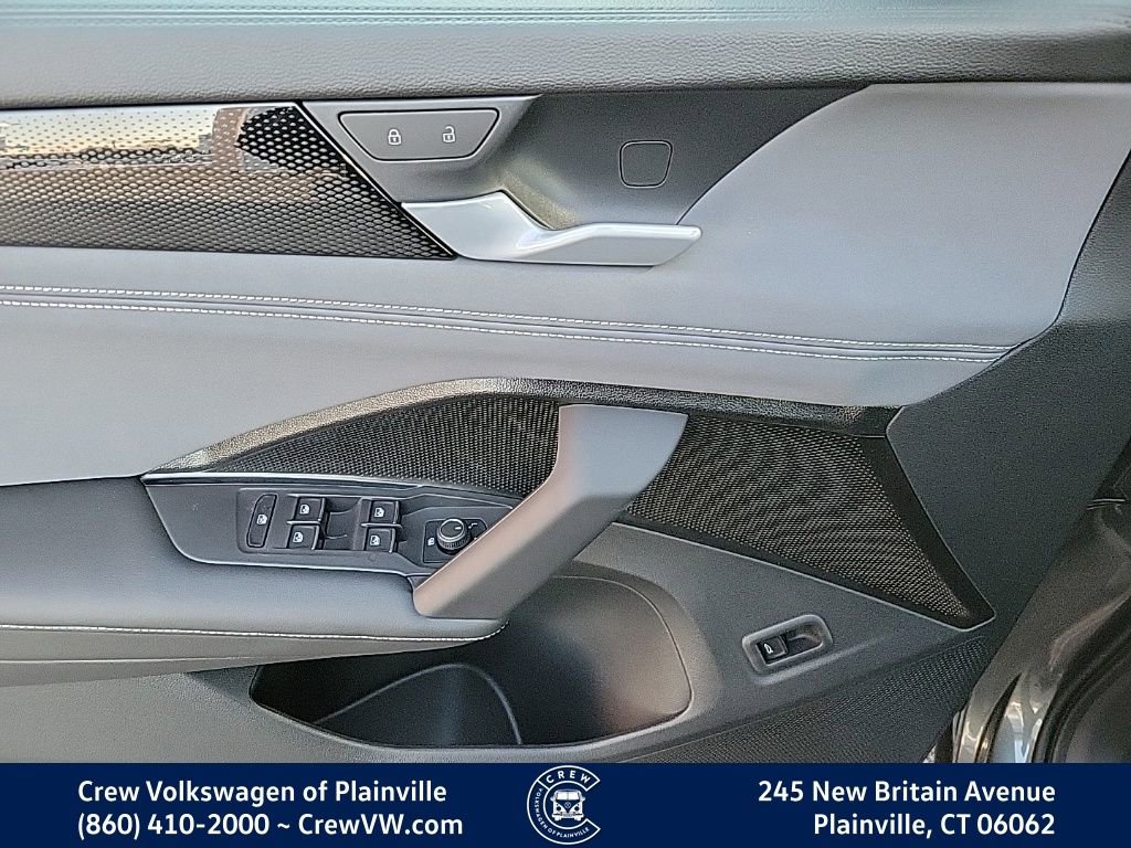 New 2026 Volkswagen Tiguan SE R-Line image 38