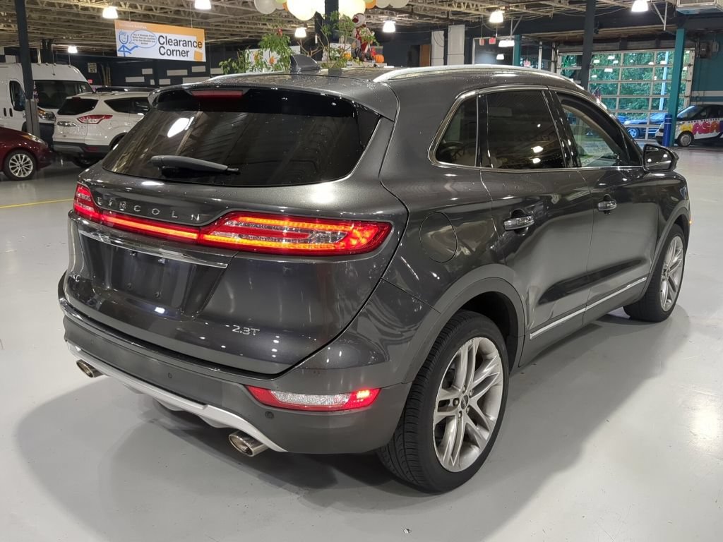 Used 2019 Lincoln MKC Reserve w/ MKC Climate Package AWD/4WD image 8