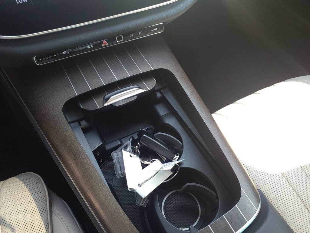Certified 2025 Mercedes-Benz E 450 4MATIC Sedan image 28
