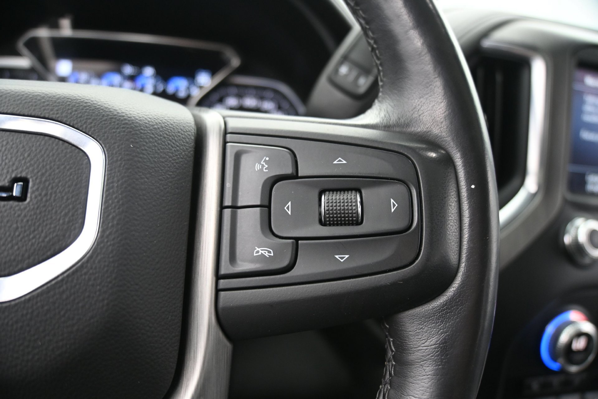 Used 2022 GMC Sierra 1500 Denali w/ Denali Premium Package AWD/4WD image 24