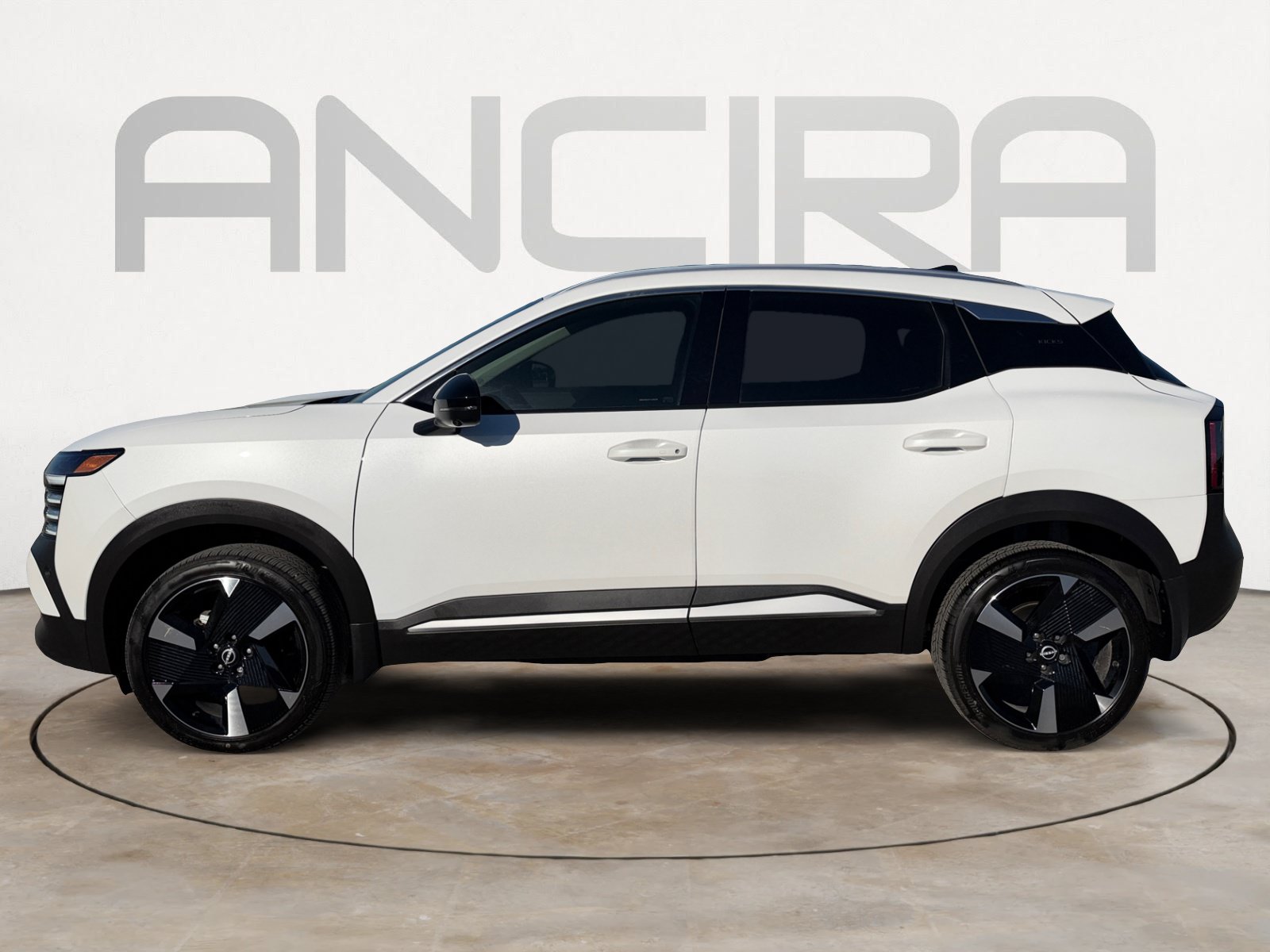 Used 2026 Nissan Kicks SR FWD image 8