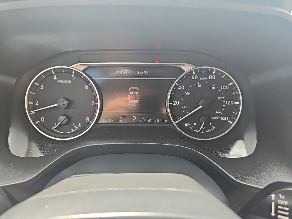 Used 2025 Nissan Rogue SV AWD/4WD image 16