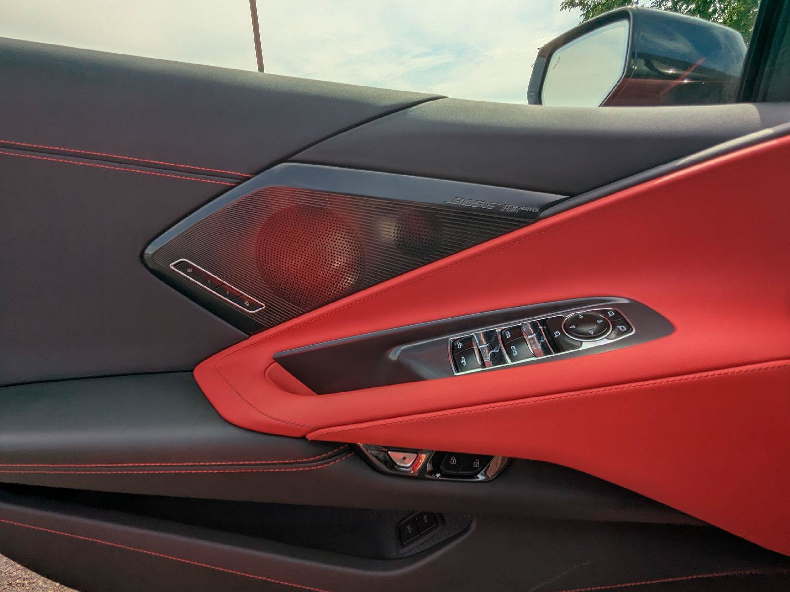 Certified 2025 Chevrolet Corvette Stingray Preferred Conv w/ Stealth Interior Trim Package RWD image 25