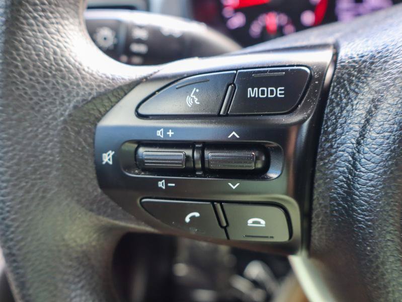 Used 2022 Kia Rio S FWD image 15