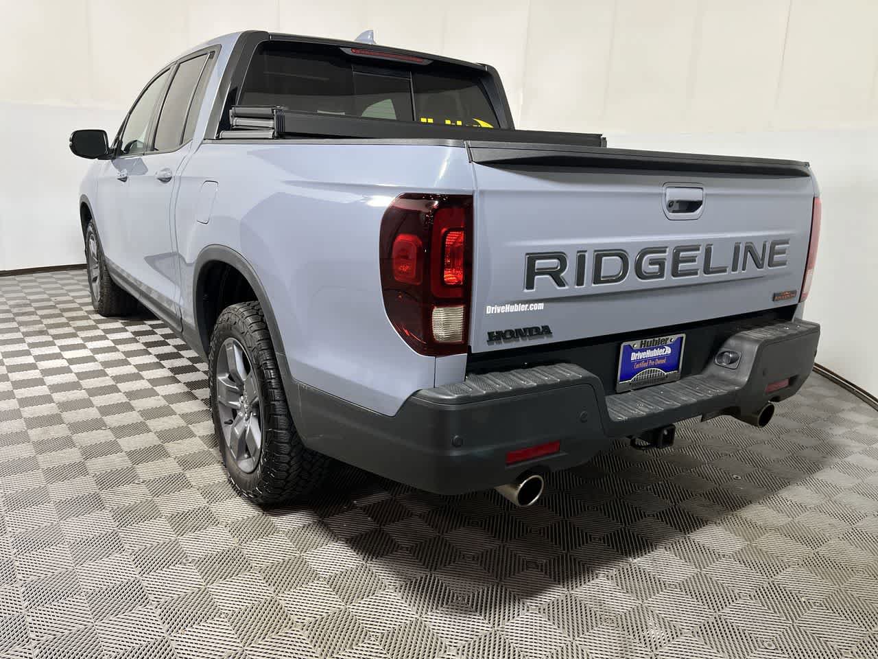 Used 2025 Honda Ridgeline TrailSport image 5
