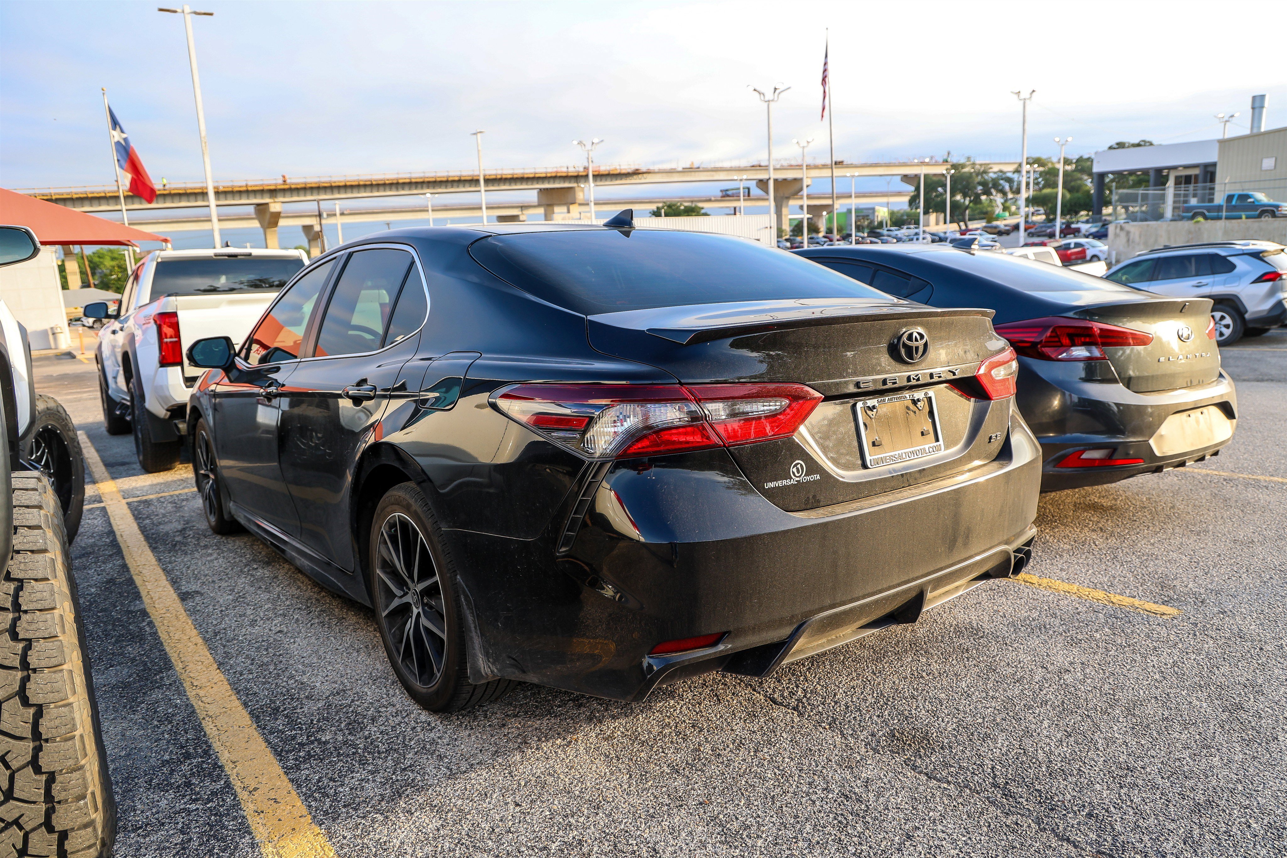 Certified 2024 Toyota Camry SE FWD image 10