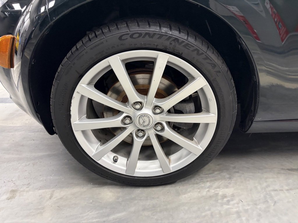 Used 2008 MAZDA MX-5 Miata Touring w/ Suspension Pkg image 16