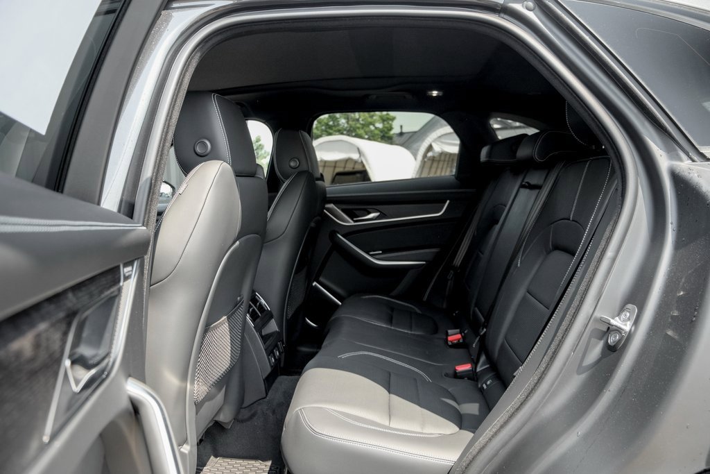 New 2026 Jaguar F-PACE R-Dynamic S image 16