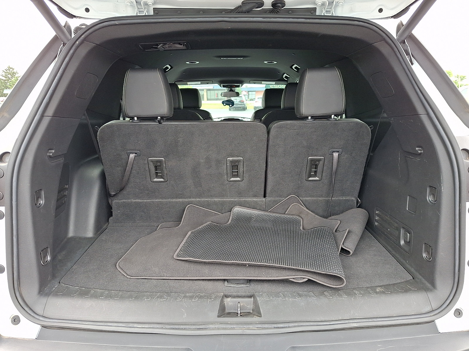 Certified 2023 Chevrolet Traverse LT AWD/4WD image 30