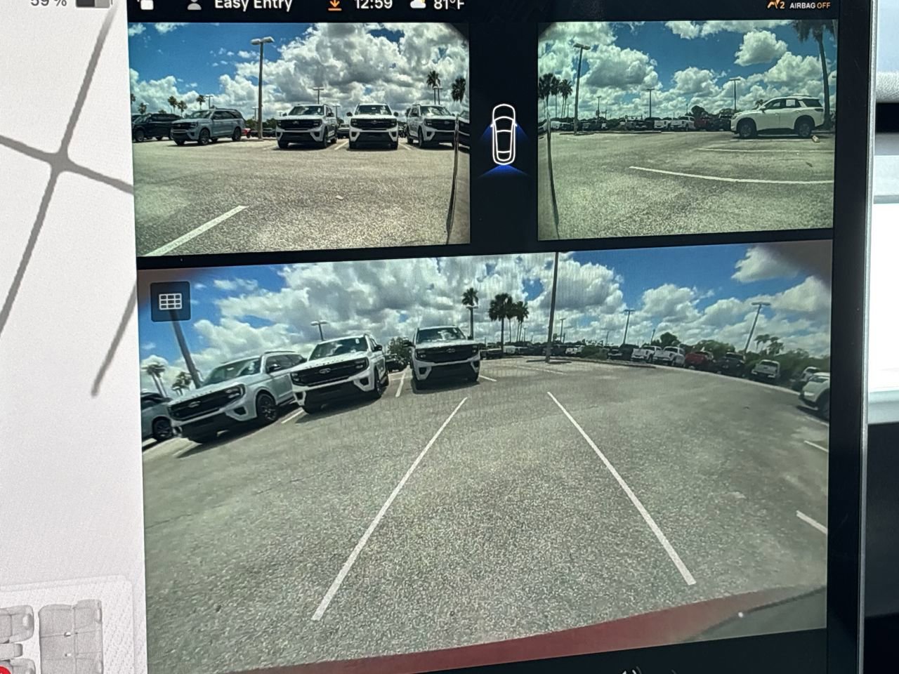 Used 2025 Tesla Model Y Long Range AWD/4WD image 23