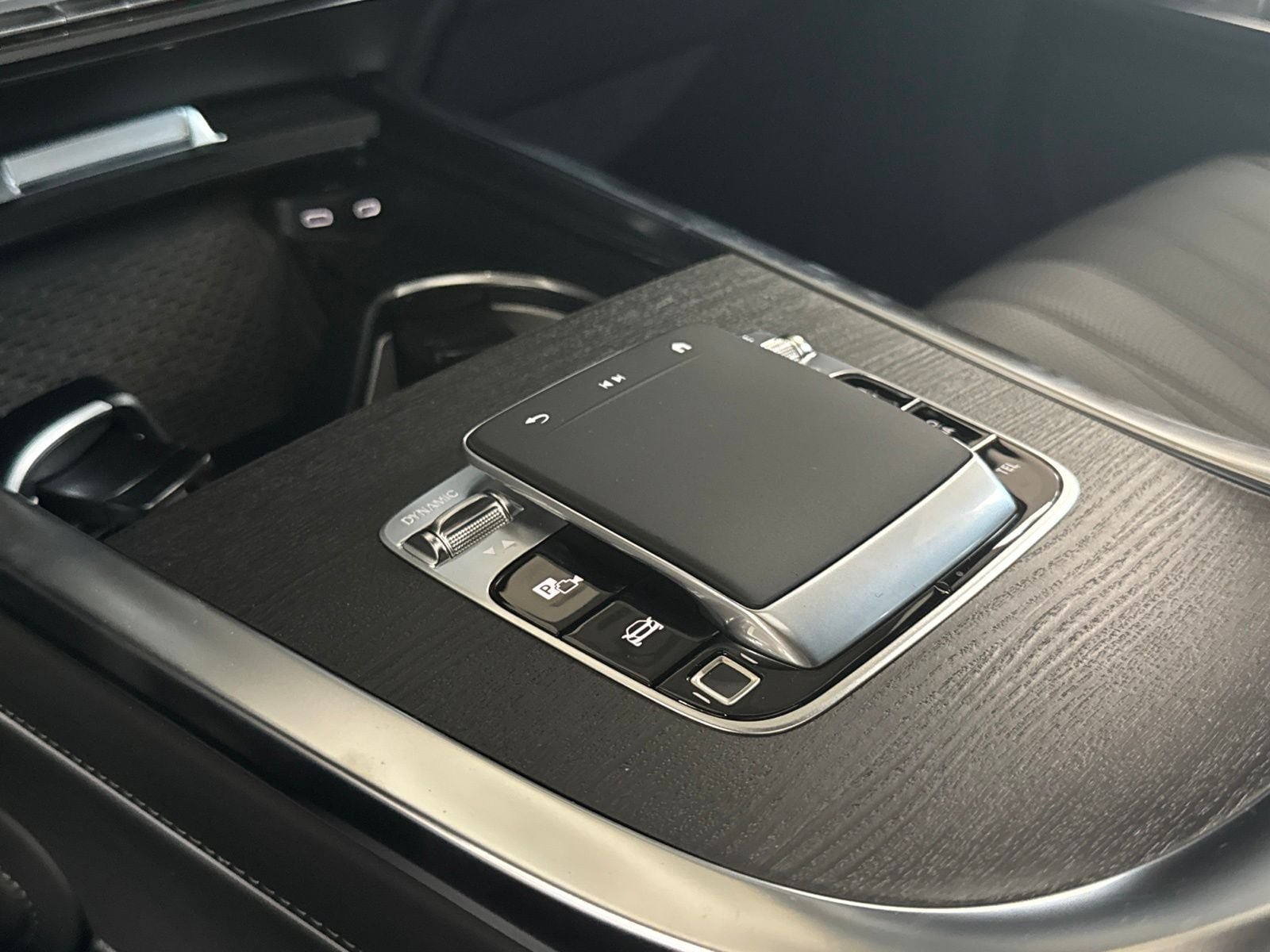 New 2027 Mercedes-Benz G 63 AMG 4MATIC image 18