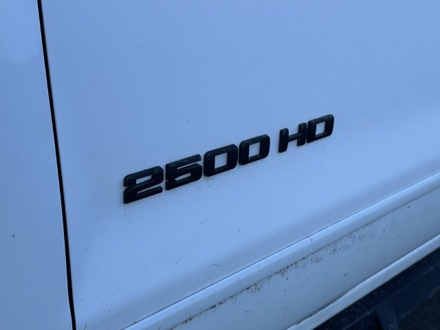Used 2015 Chevrolet Silverado 2500 LT AWD/4WD image 11