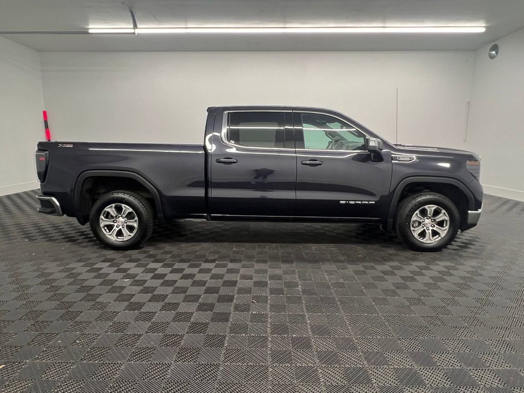 Used 2023 GMC Sierra 1500 SLE w/ X31 Off-Road Package image 7