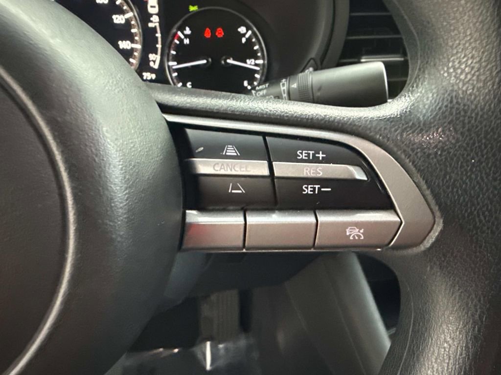 Used 2021 MAZDA MAZDA3 Sedan image 36