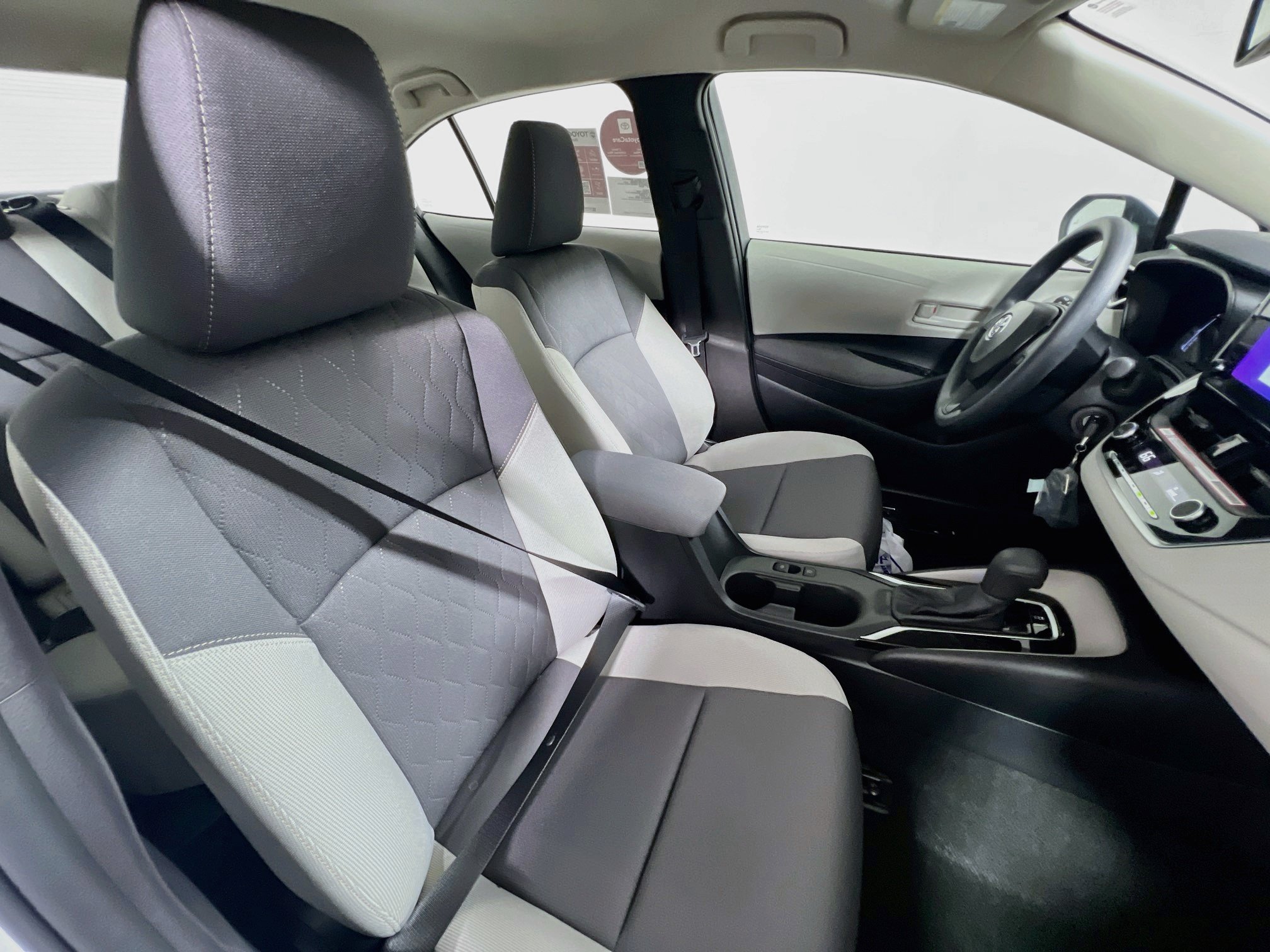 New 2027 Toyota Corolla LE FWD image 28