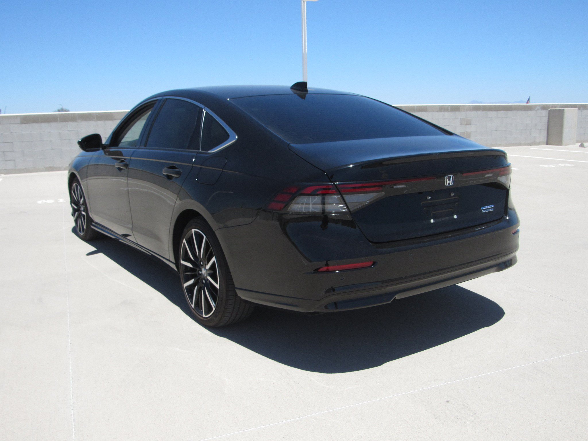 Used 2023 Honda Accord Touring image 6