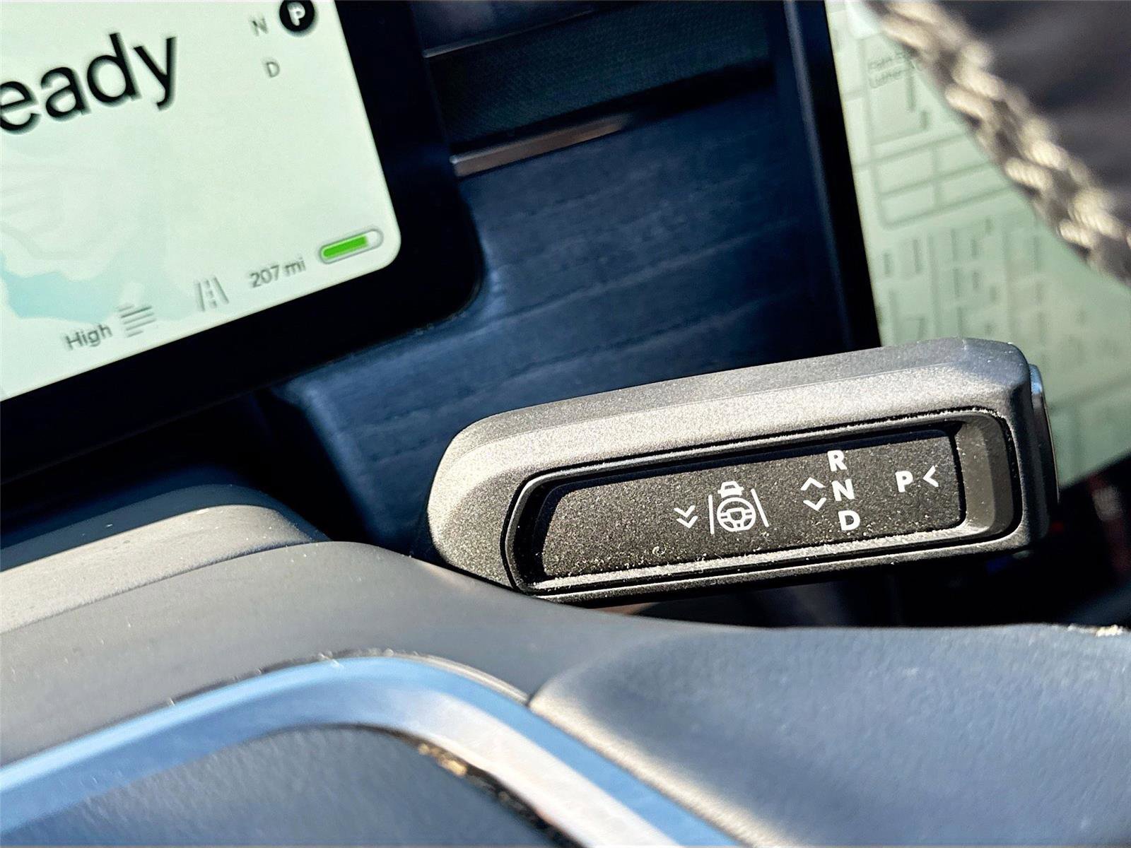 Used 2022 Rivian R1T Launch Edition image 16