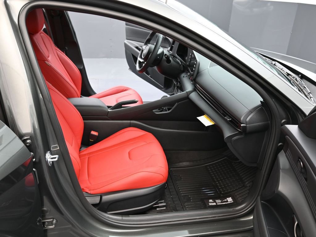 New 2026 Hyundai Elantra Sport image 16