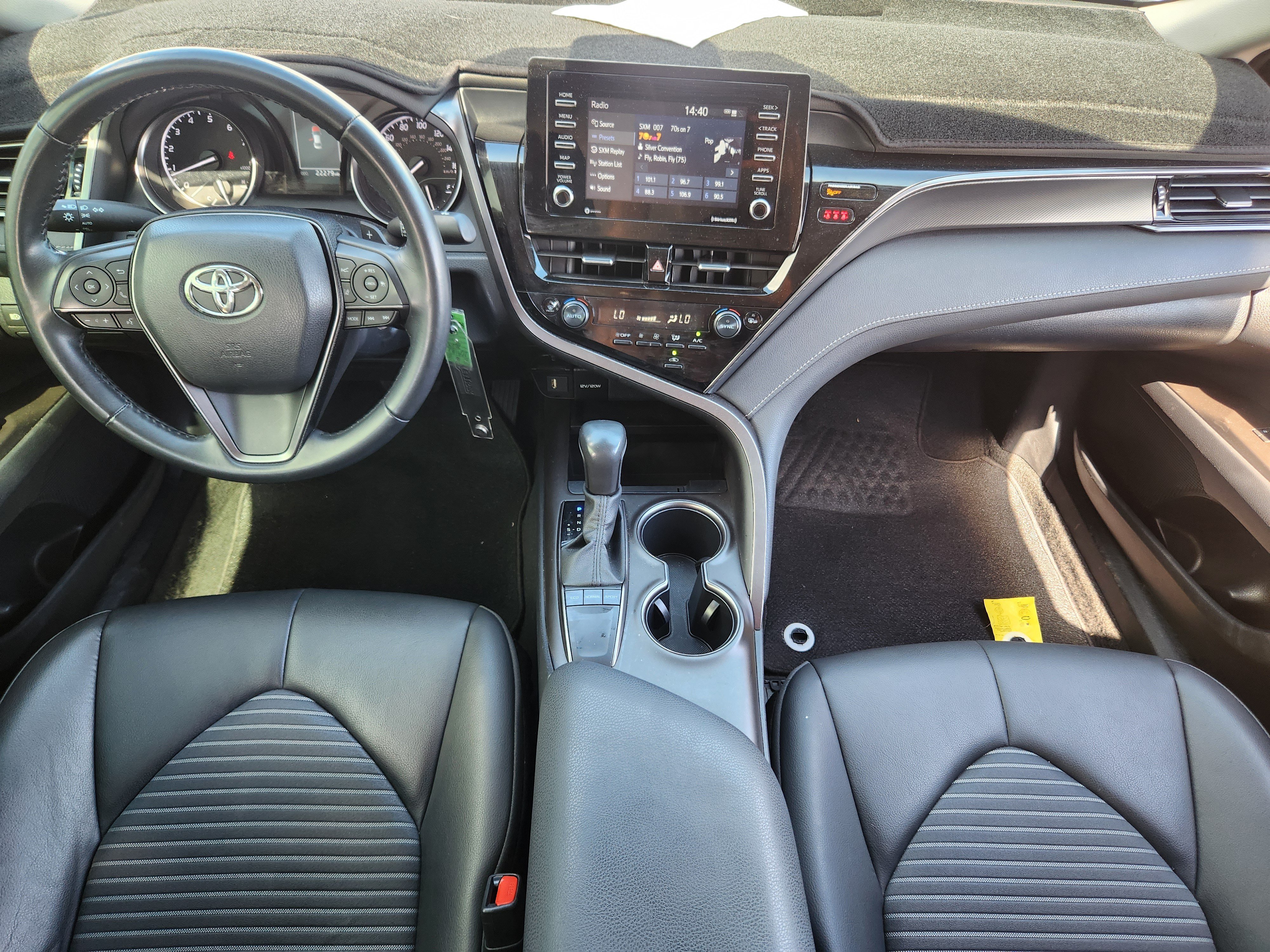 Used 2023 Toyota Camry SE FWD image 19