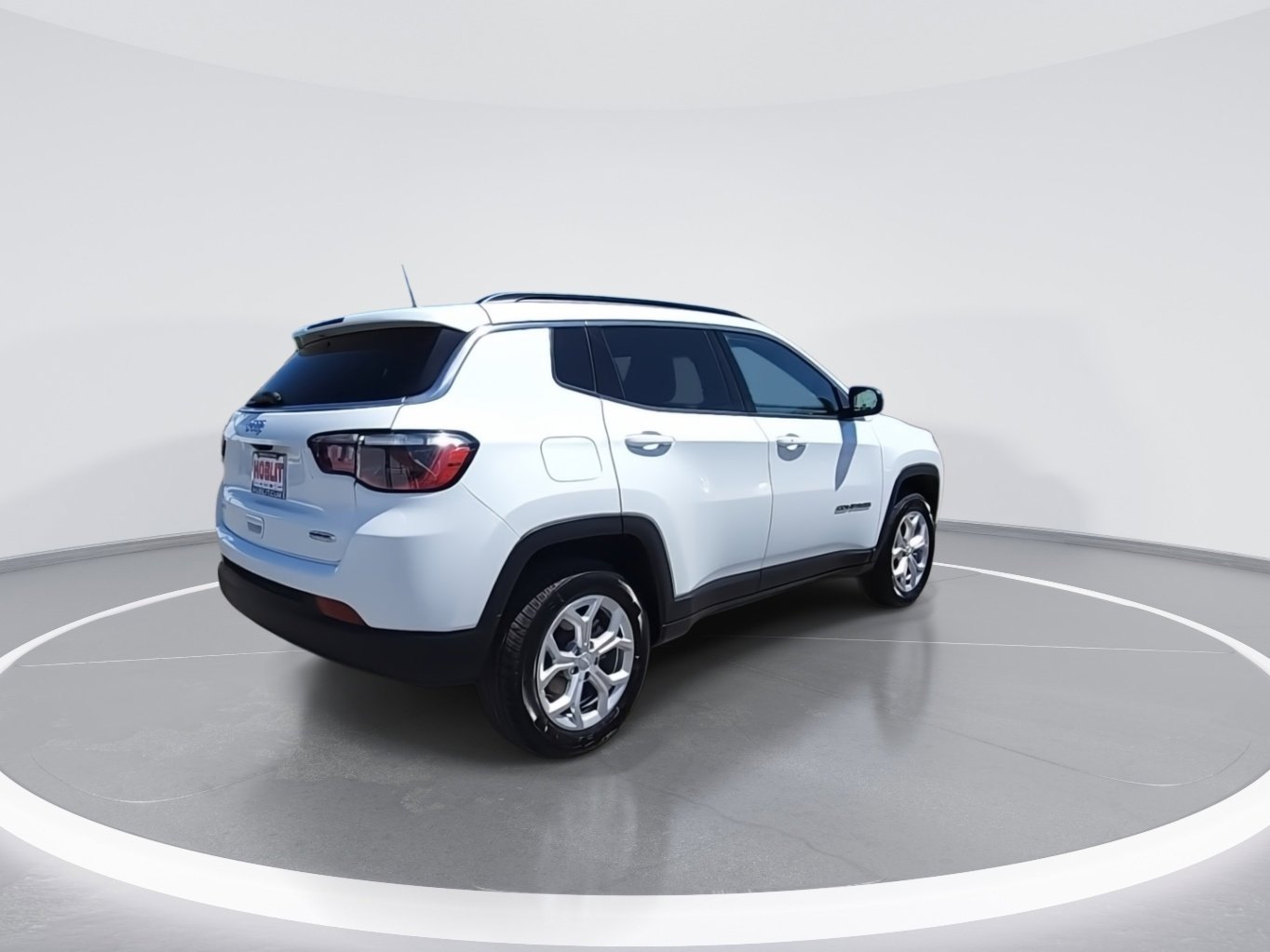 Used 2024 Jeep Compass Latitude AWD/4WD image 8