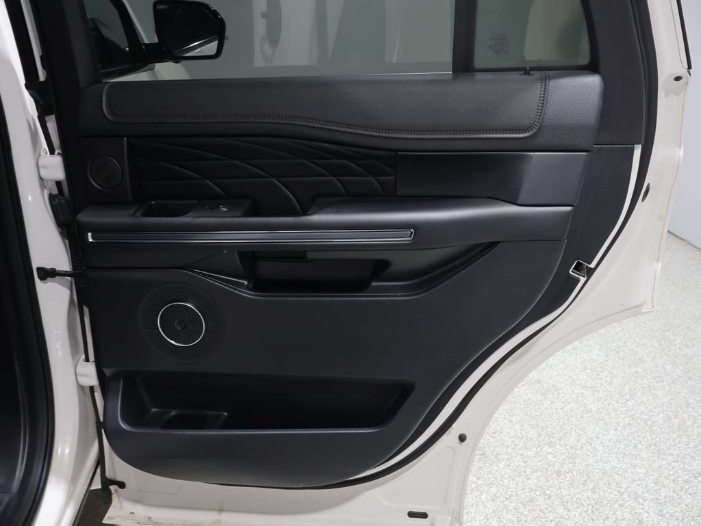 Used 2019 Ford Expedition Platinum AWD/4WD image 21