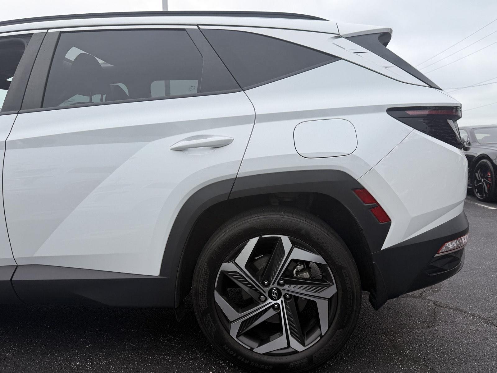 Used 2023 Hyundai Tucson SEL w/ Convenience Package FWD image 3