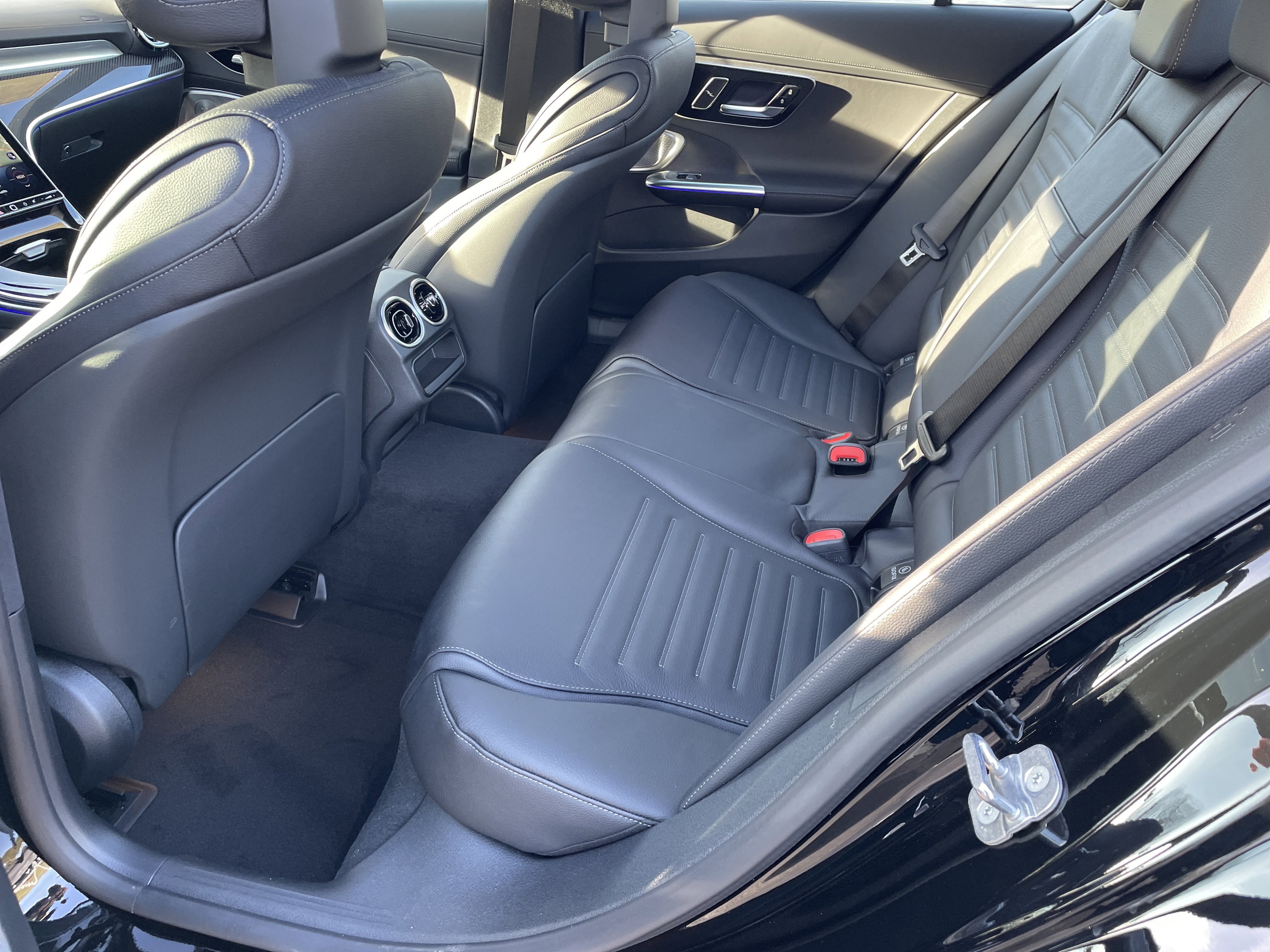 New 2026 Mercedes-Benz C 43 AMG 4MATIC Sedan image 36