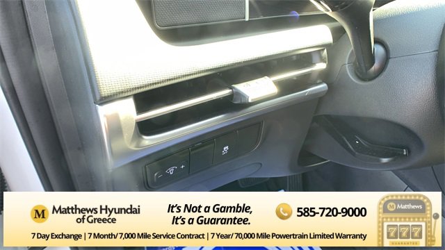 Certified 2025 Hyundai Tucson SE image 11