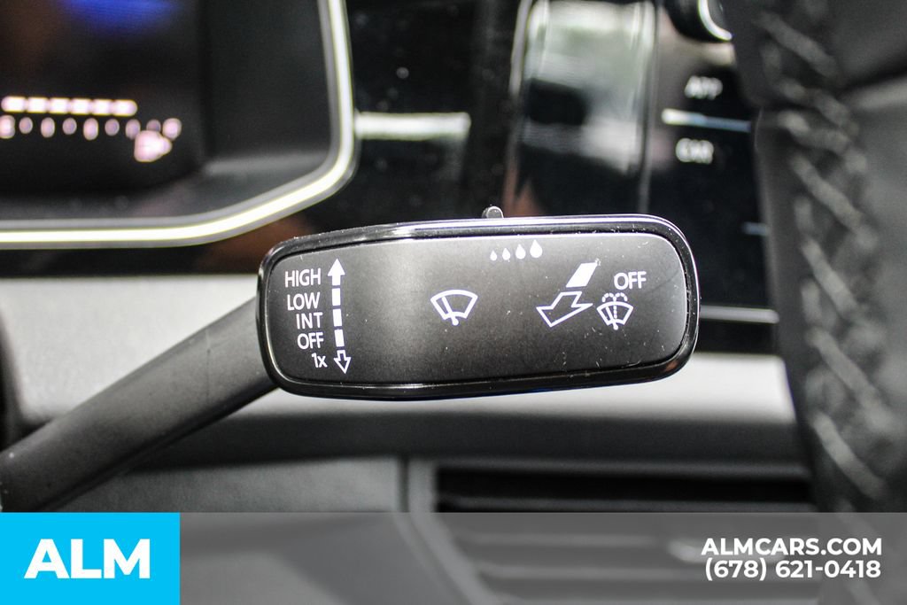 Used 2025 Volkswagen Jetta Sport FWD image 28