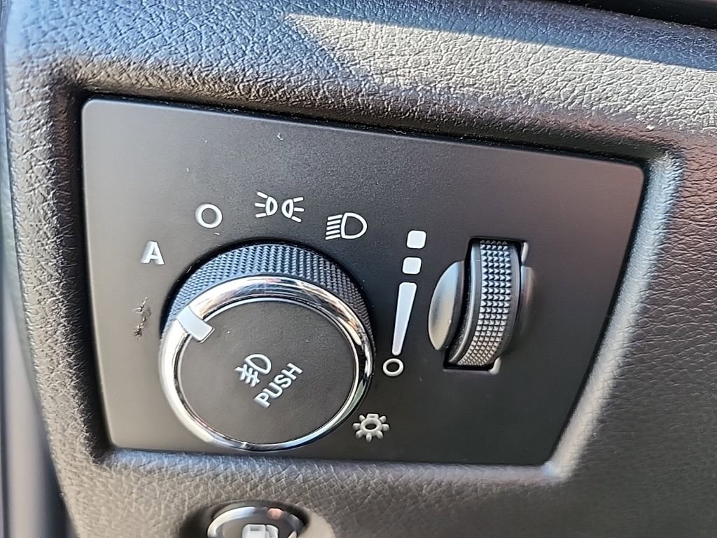 Certified 2020 Jeep Grand Cherokee Altitude AWD/4WD image 26