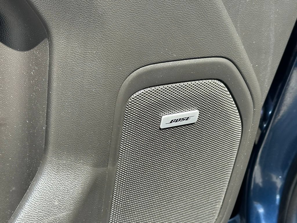 Used 2019 Chevrolet Silverado 1500 High Country w/ Technology Package AWD/4WD image 20