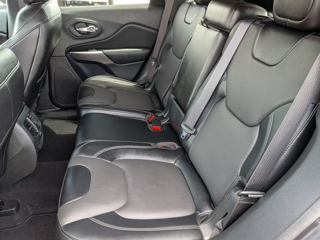 Used 2022 Jeep Cherokee Limited w/ Elite Package AWD/4WD image 27