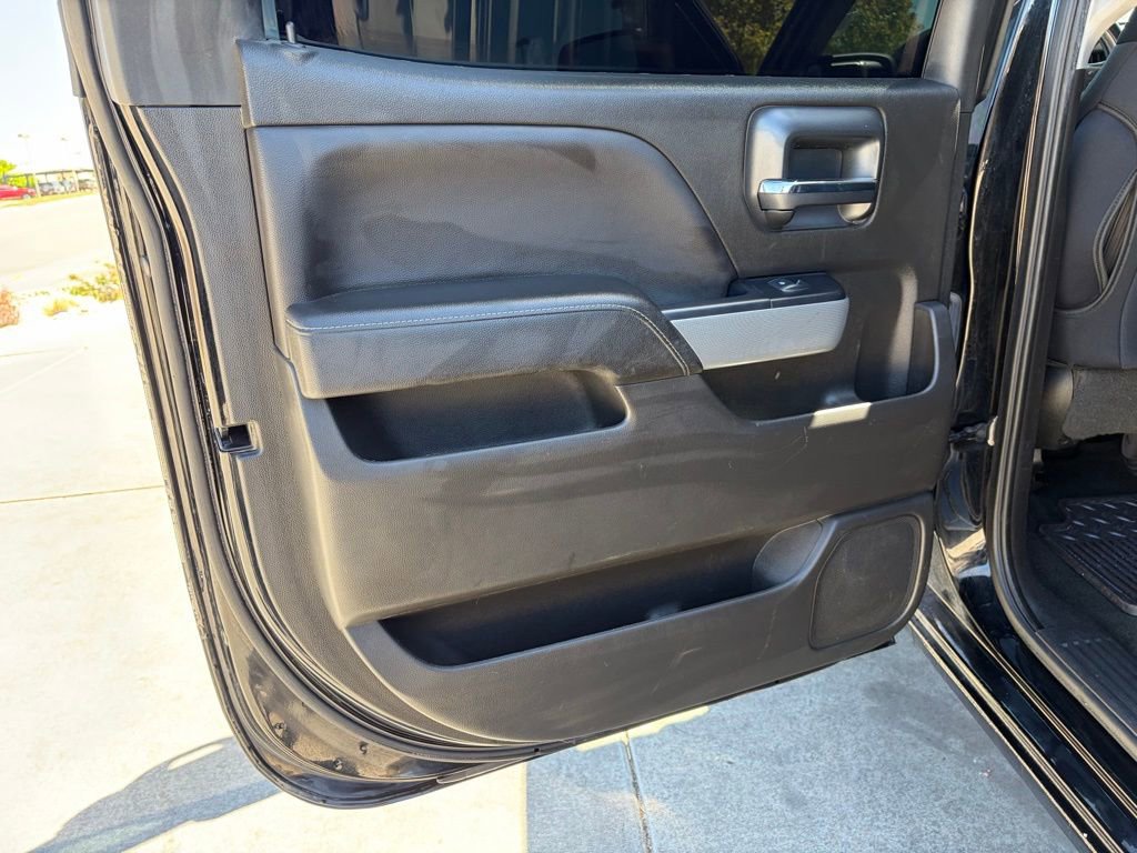 Used 2018 Chevrolet Silverado 1500 LT w/ All Star Edition AWD/4WD image 13