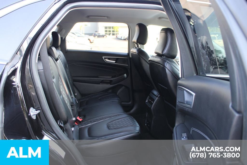 Used 2024 Ford Edge Titanium image 19