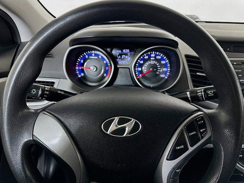 Used 2016 Hyundai Elantra SE image 12