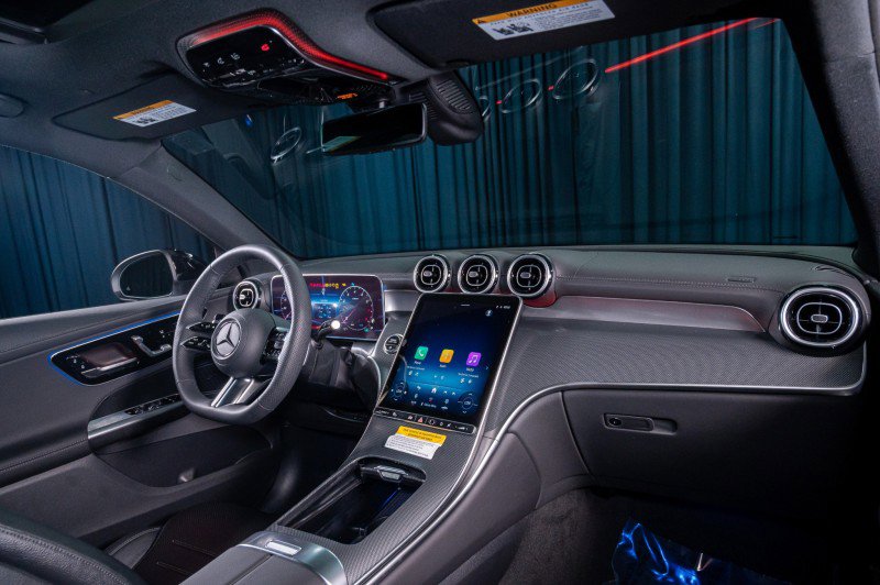 Certified 2026 Mercedes-Benz GLC 300 image 4